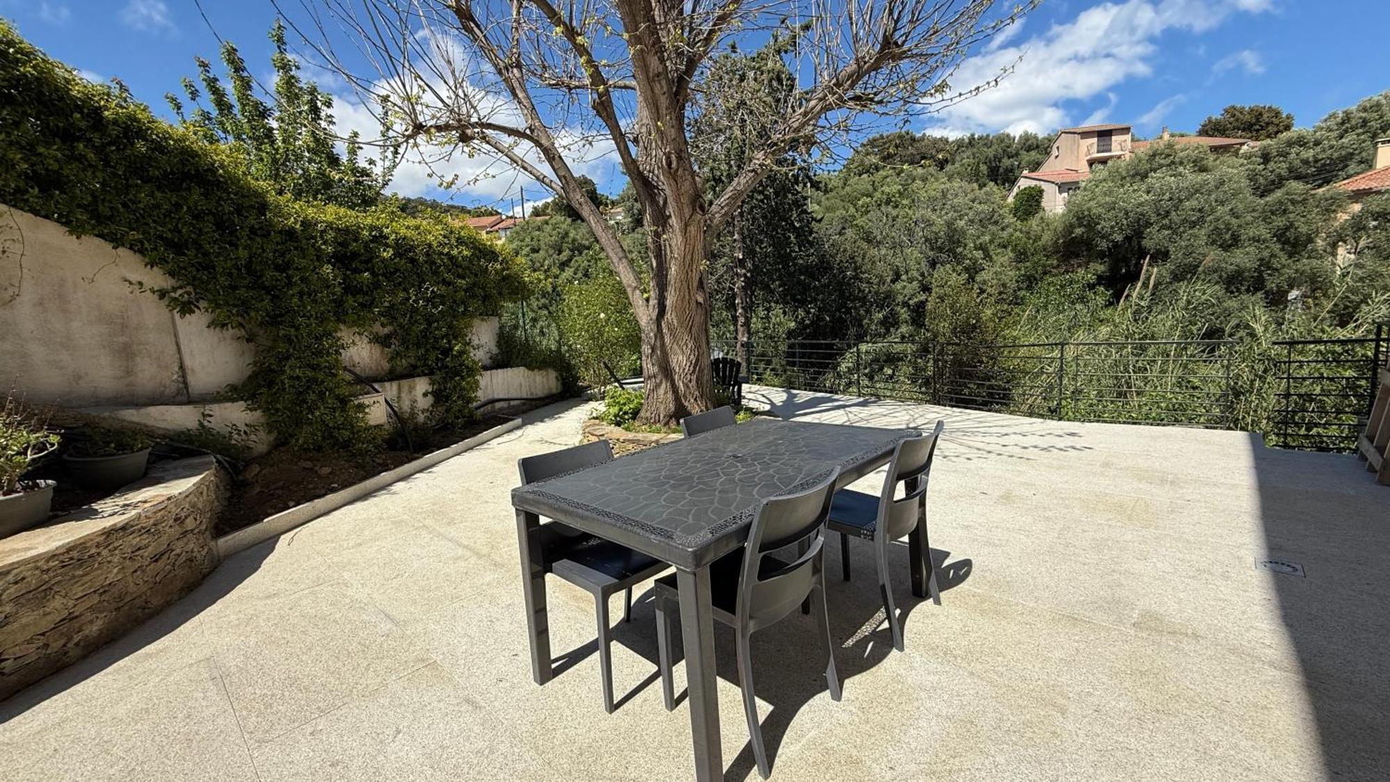 A Casa Corbaia Appartement 40 M2, Jardin Prive, Parking, Proche Centre Ville Et Mer Apartment 40 M2, Private Garden Parking Near Town Center And Sea Port And Airport Bastia  Luaran gambar
